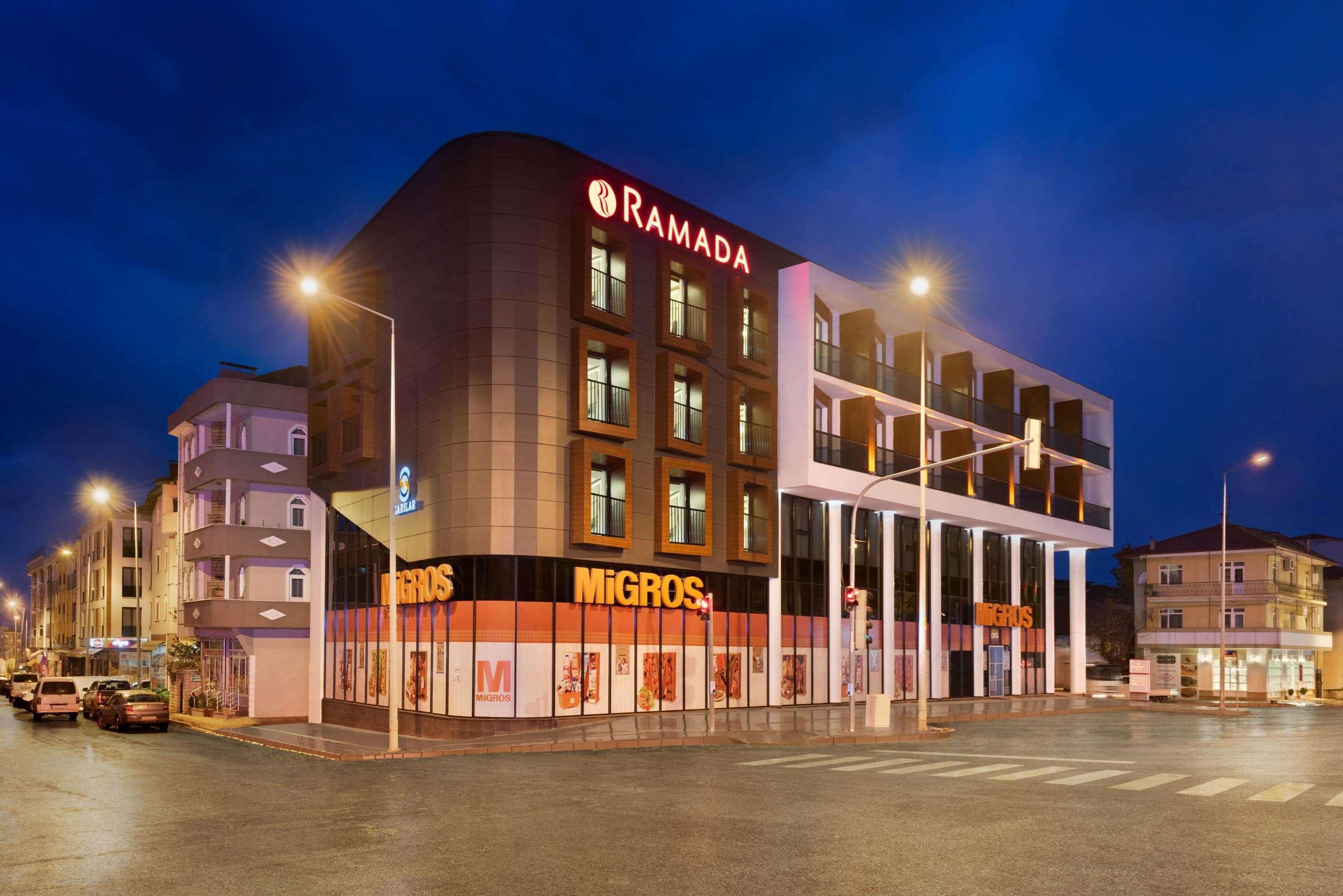 Hotel Ramada By Wyndham Sakarya Hendek Exterior foto